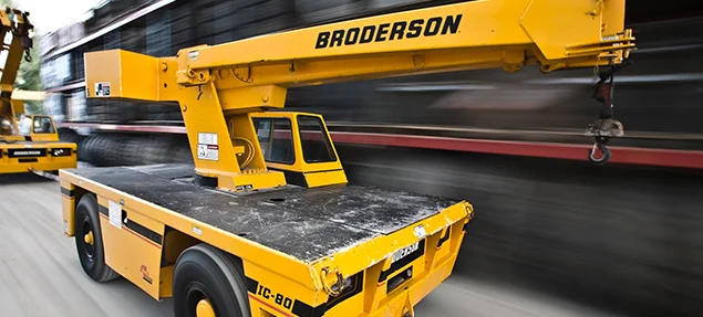 This Broderson IC-80 carry deck crane combines heavy duty power with the speed required for demanding pick and carry operations.