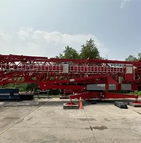 Set in place and leveled, the Igo T 130 keeps your lifts moving all day.