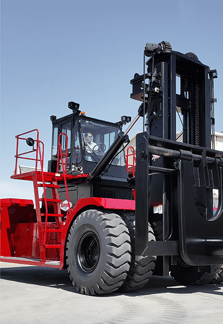 Taylor X800 Heavy Duty Forklift Cabin View